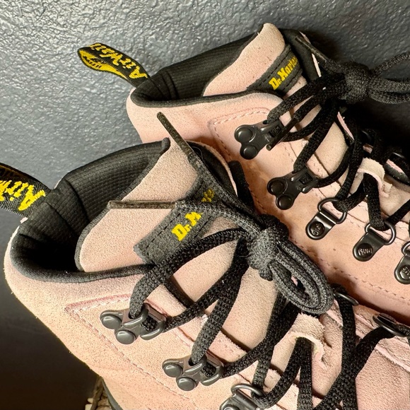 Dr. Martens COMBS Women's Boots in Pink Suede. Size 8 - Picture 3 of 10